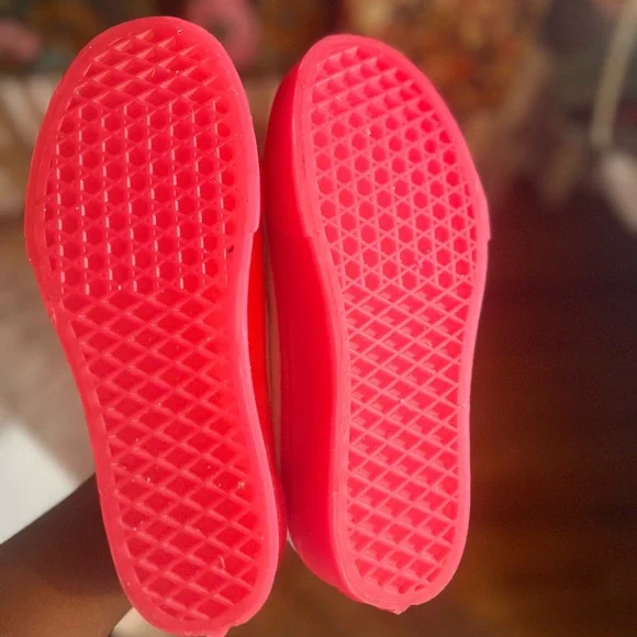 Vans White Suede Sneakers with Pink Soles - Picture 4 of 7